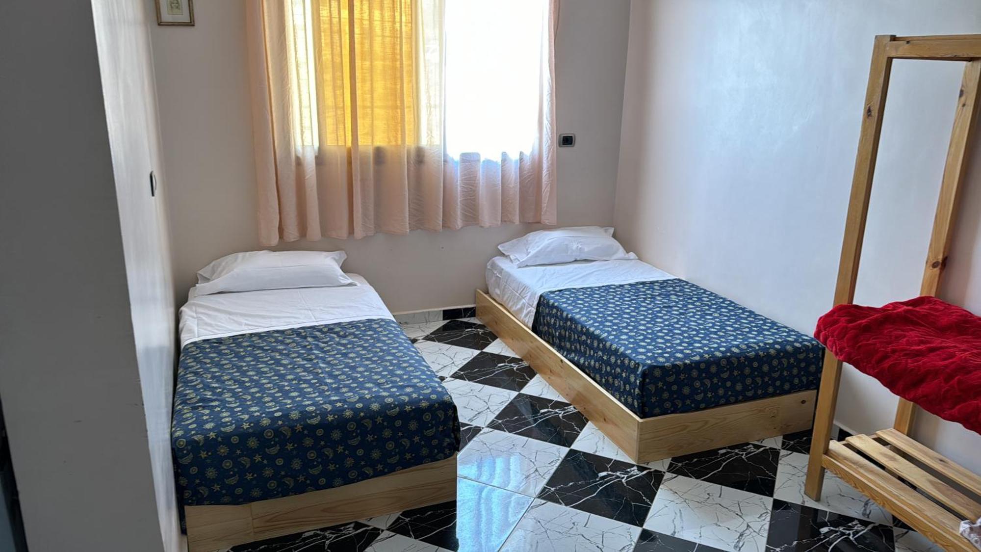 Soraya Guest House Surf Camp & Restaurant 임수안 외부 사진