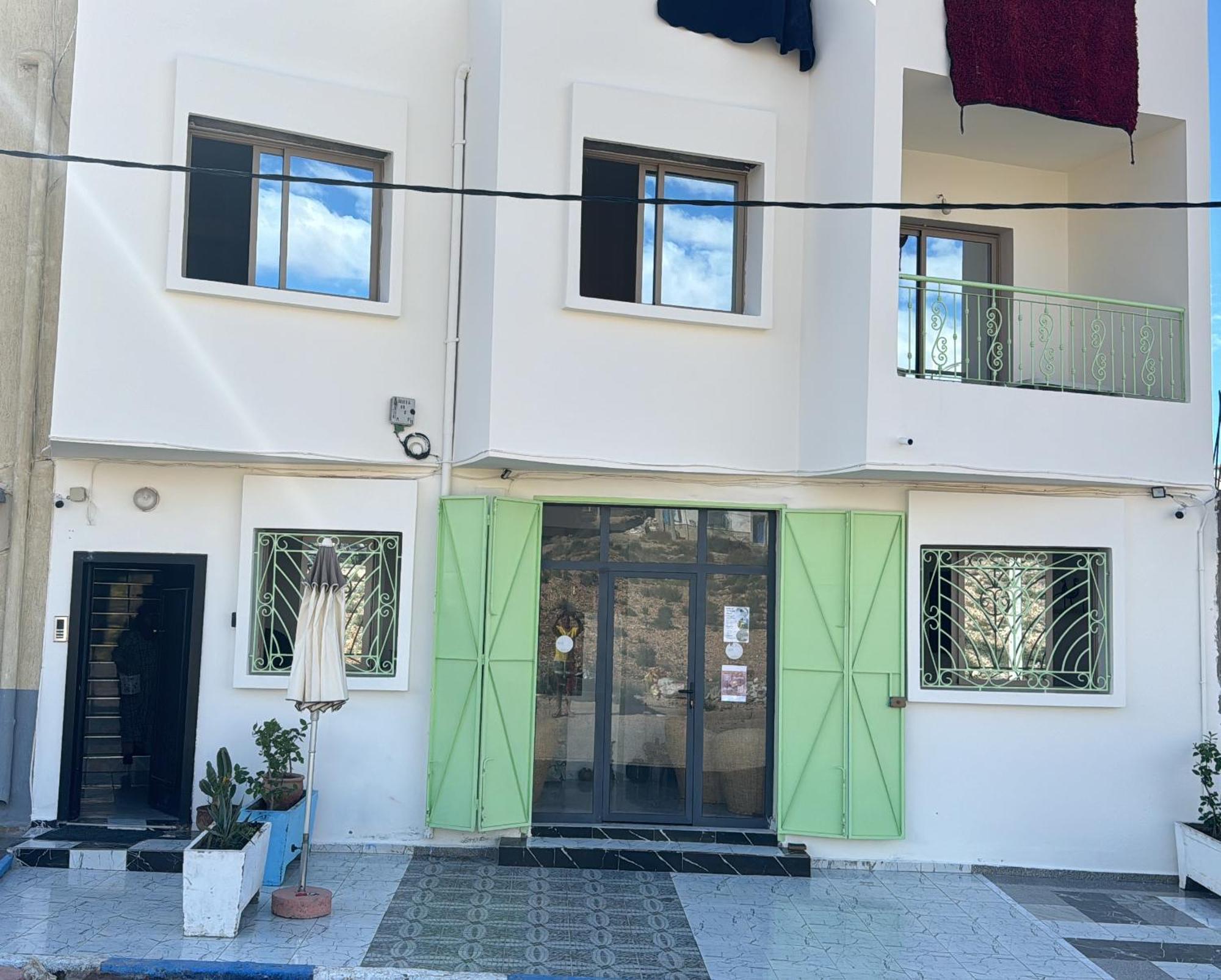 Soraya Guest House Surf Camp & Restaurant 임수안 외부 사진