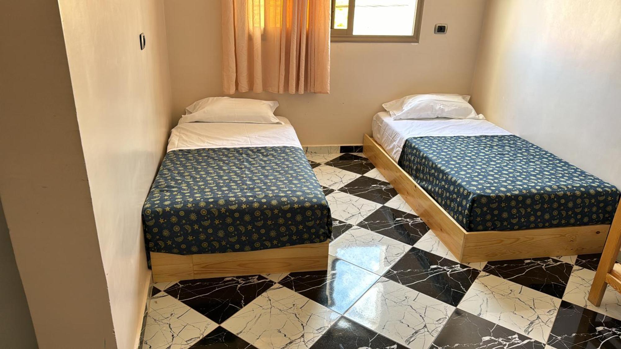 Soraya Guest House Surf Camp & Restaurant 임수안 외부 사진
